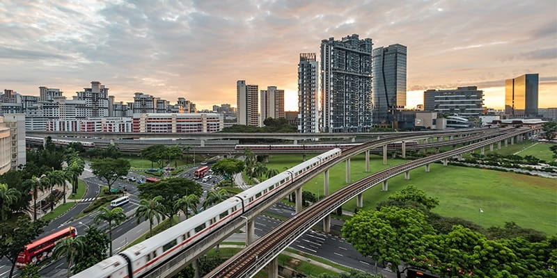 Tàu điện ngầm MRT là phương tiện phổ biến nhất Singapore