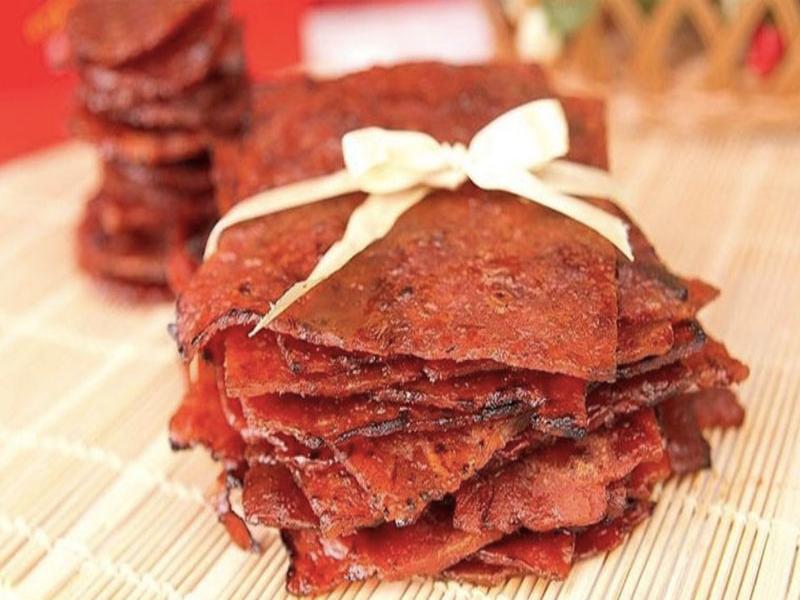 Thịt khô Bak Kwa là đặc sản được nhiều du khách yêu thích